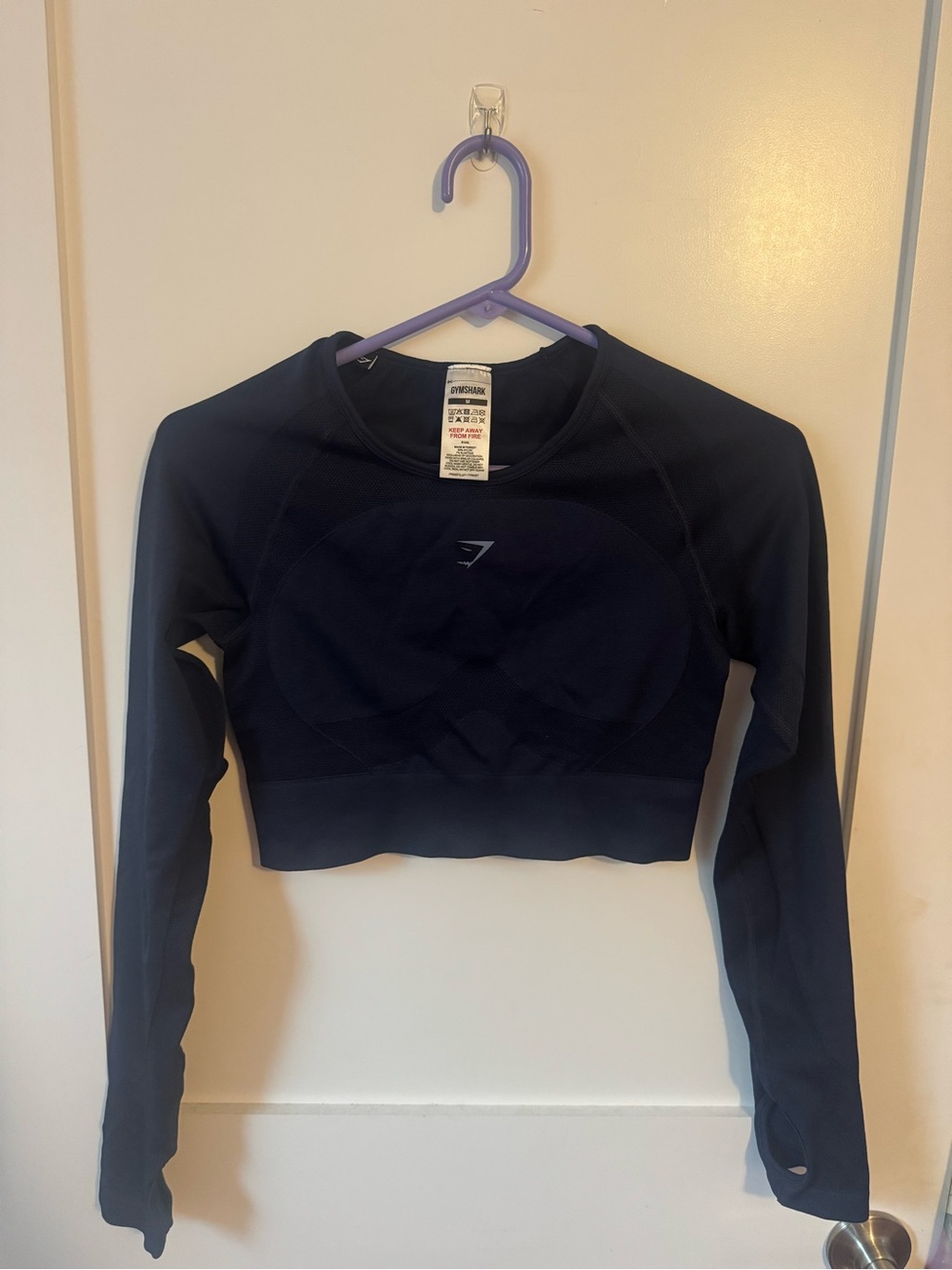 Gymshark Navy Long-Sleeve Crop Top with Thumbholes